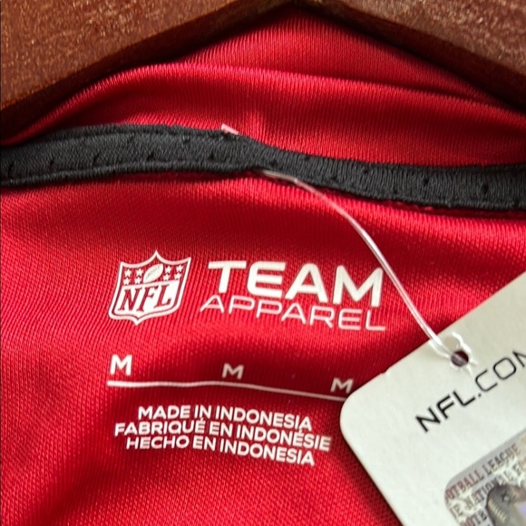 NFL Team Red and Black Short Sleeve Tee - Picture 8 of 9